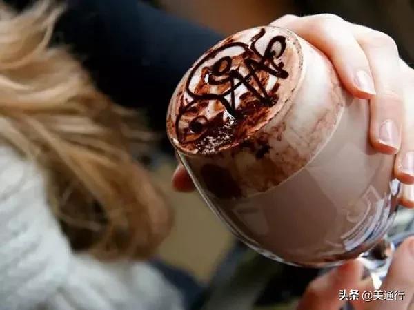 坐飞机有什么免费福利,坐飞机有哪些免费的福利