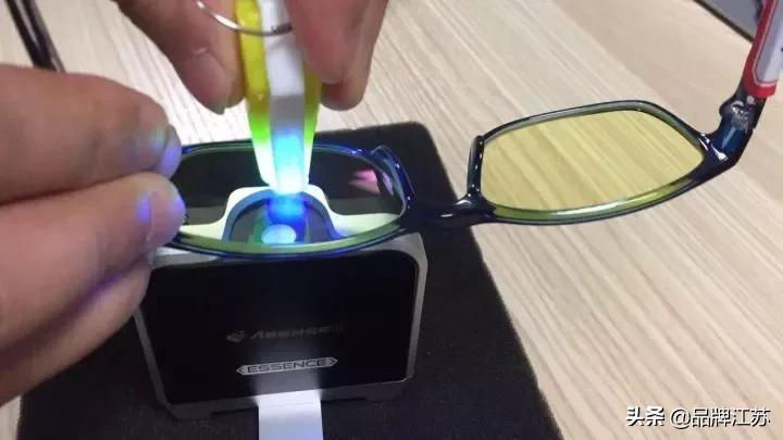 中国近视人群7亿,7亿人近视