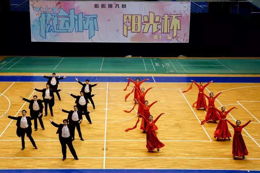 五月动起来图片,五月动起来舞蹈视频