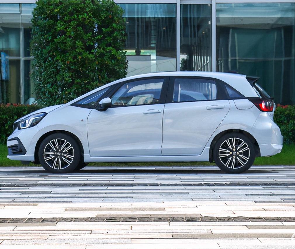 本田飞度销量下滑原因,为什么新本田飞度销量惨淡