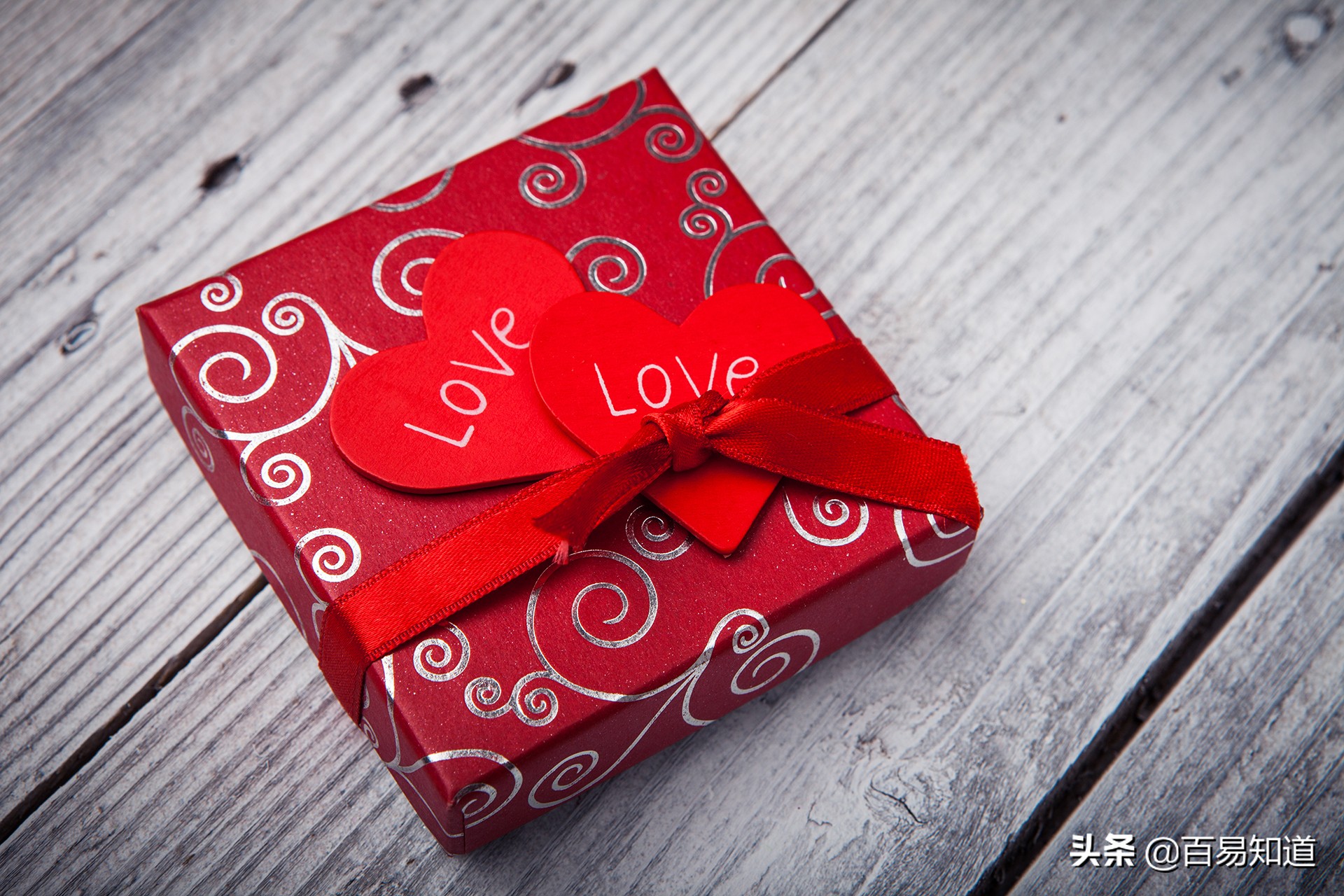 还在考虑送什么有心思的礼物？就选凹凸迈吧