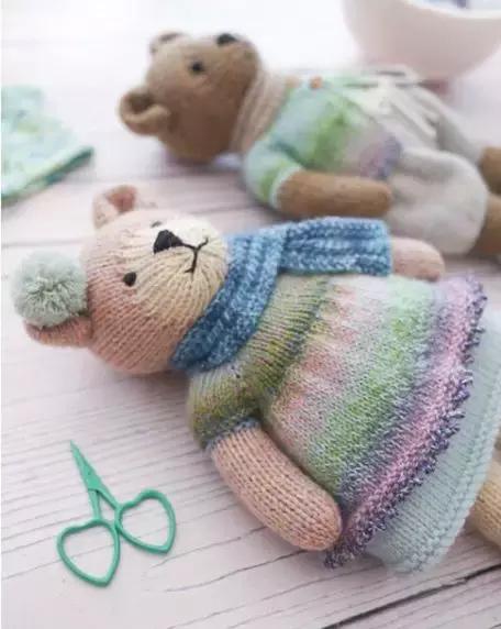 小熊娃娃的衣服编织,玩偶娃娃斗篷裙子编织教程