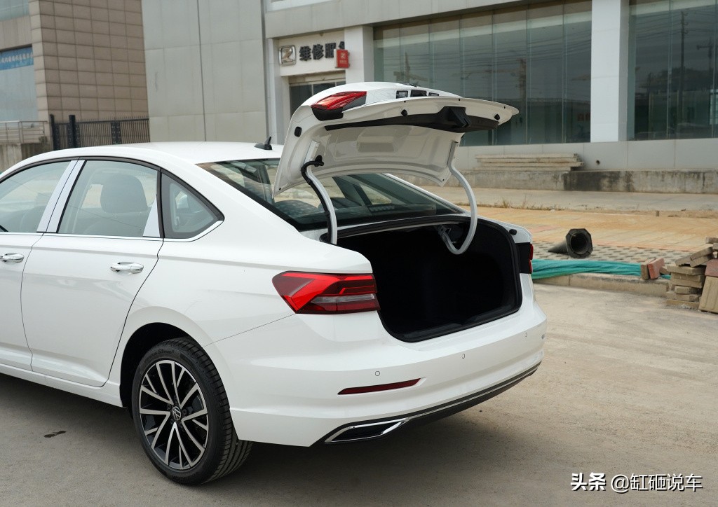 好车不贵经济实惠大众朗逸,2011大众朗逸自动1.4t百公里油耗