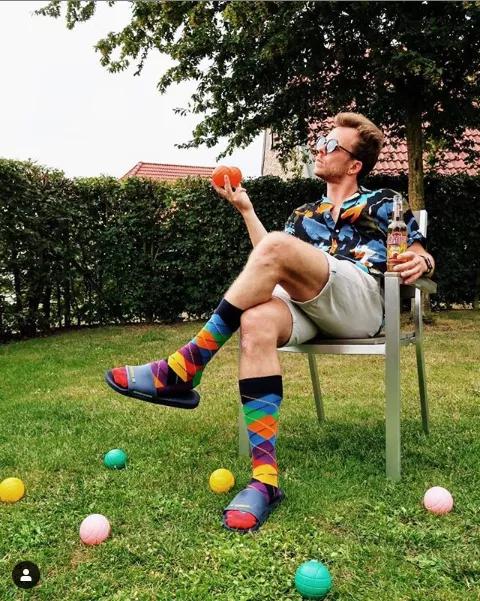 做袜子利润怎么样算,做袜子最快的方法