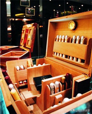 时尚生活元素,创意时尚轻奢雪茄