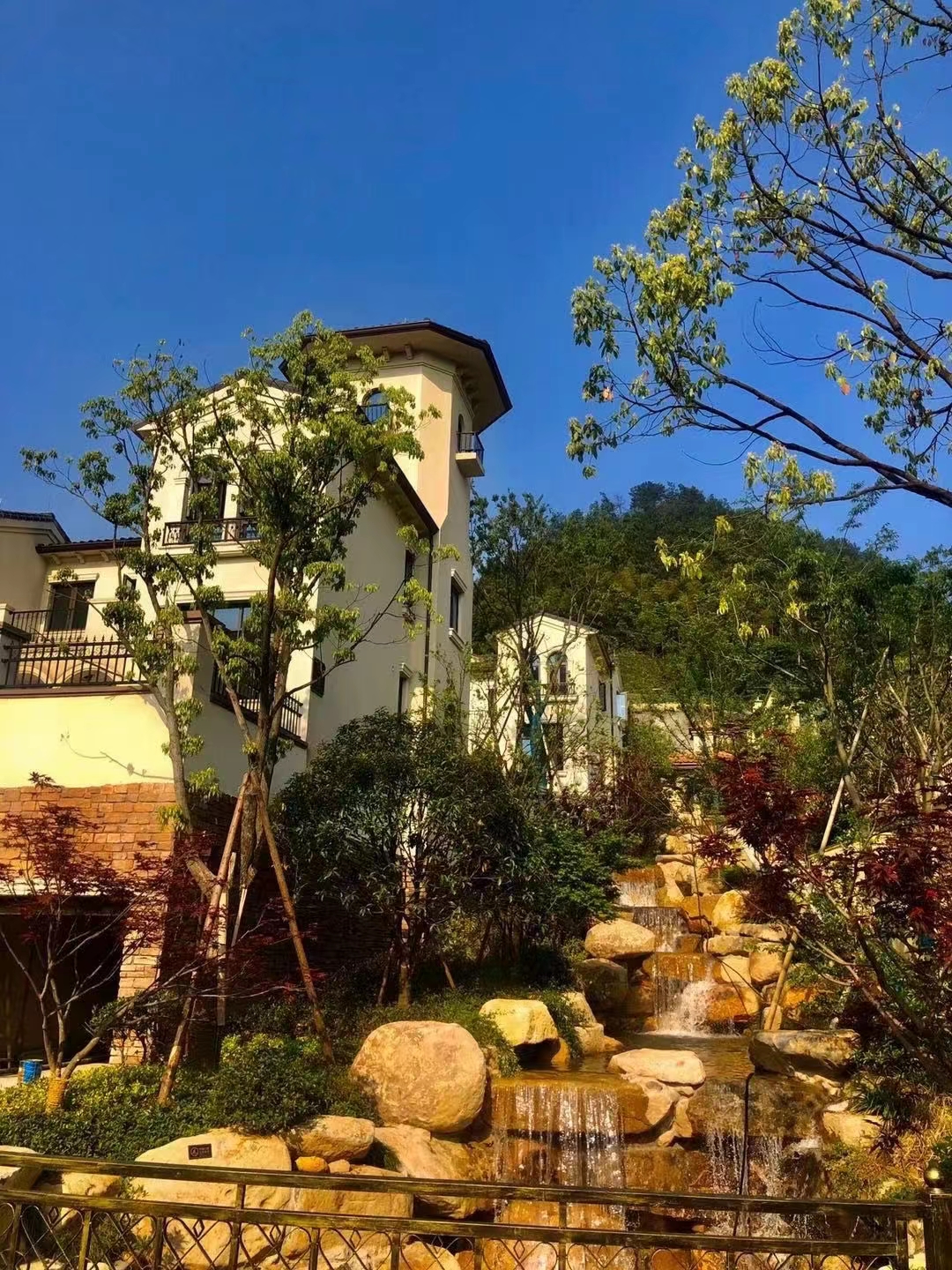 绿城龙王溪小镇二期价格,安吉绿城龙王溪小镇房价