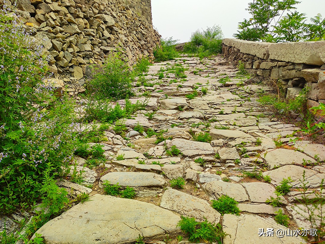 石家庄井陉，一座因唐僧晾经而得名的山岭，隐藏着两千年秦皇古道