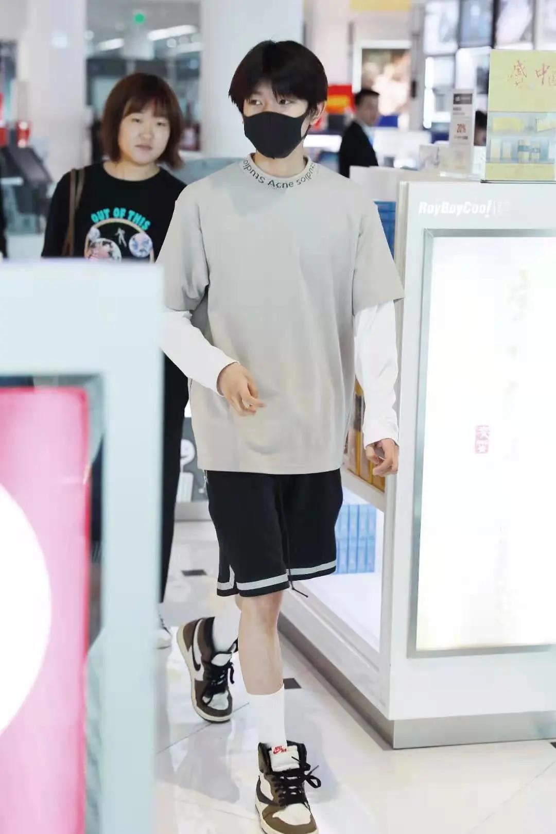 王源专属高定系列,王源牛仔套装