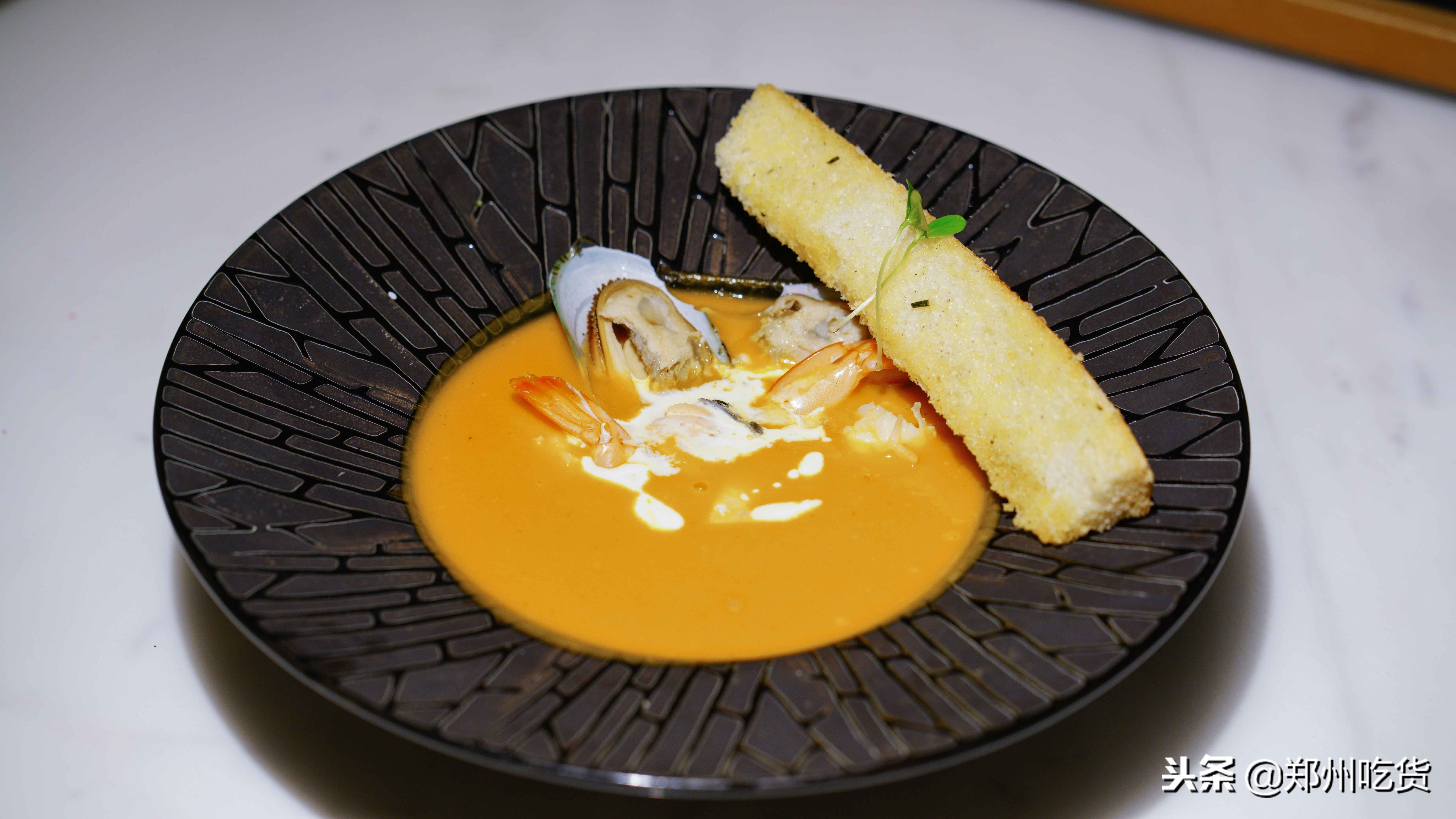 走进这家店,闪现到巴黎!满足你的少女心,治疗你的直男癌!