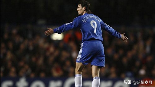 3号前锋足球,3号球衣前锋