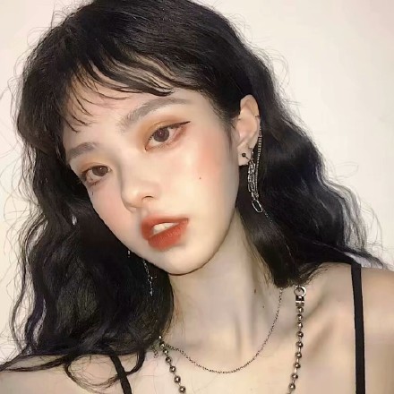 高质量甜酷风女头,韩系原宿风女生高冷头像