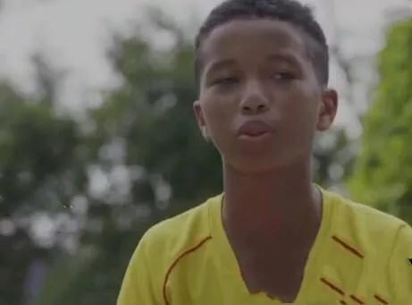 国足惊现14岁中非混血天才!改中国籍,声称要将国足踢进世界杯