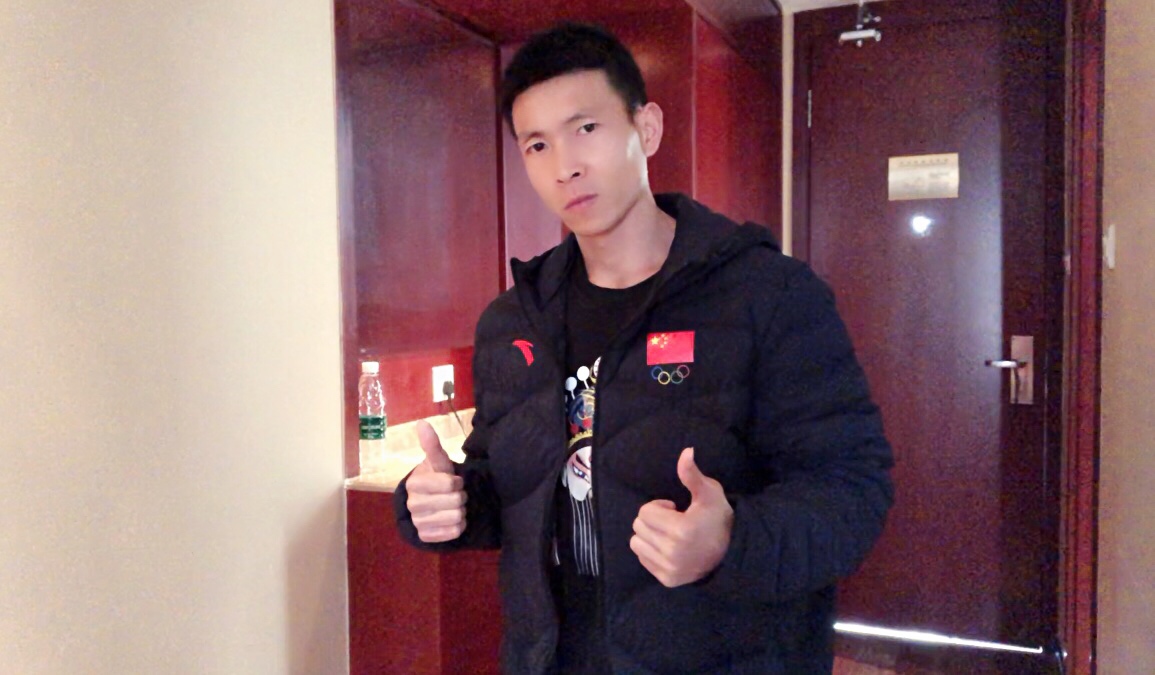 颓废八年的网虫，如何变身街健达人，还受到国家体育总局的关注