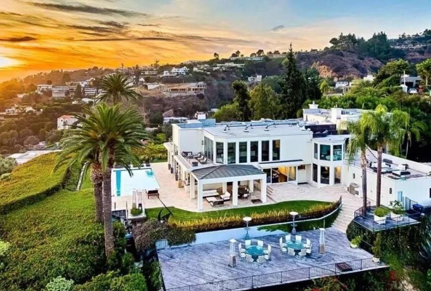 美国幽灵富人区,洛杉矶顶级富人区比弗利山庄