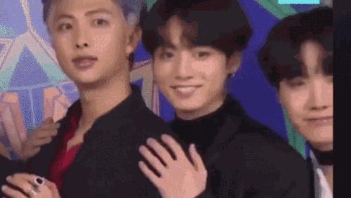 中韩大型被迫营业现场，看几遍笑几遍