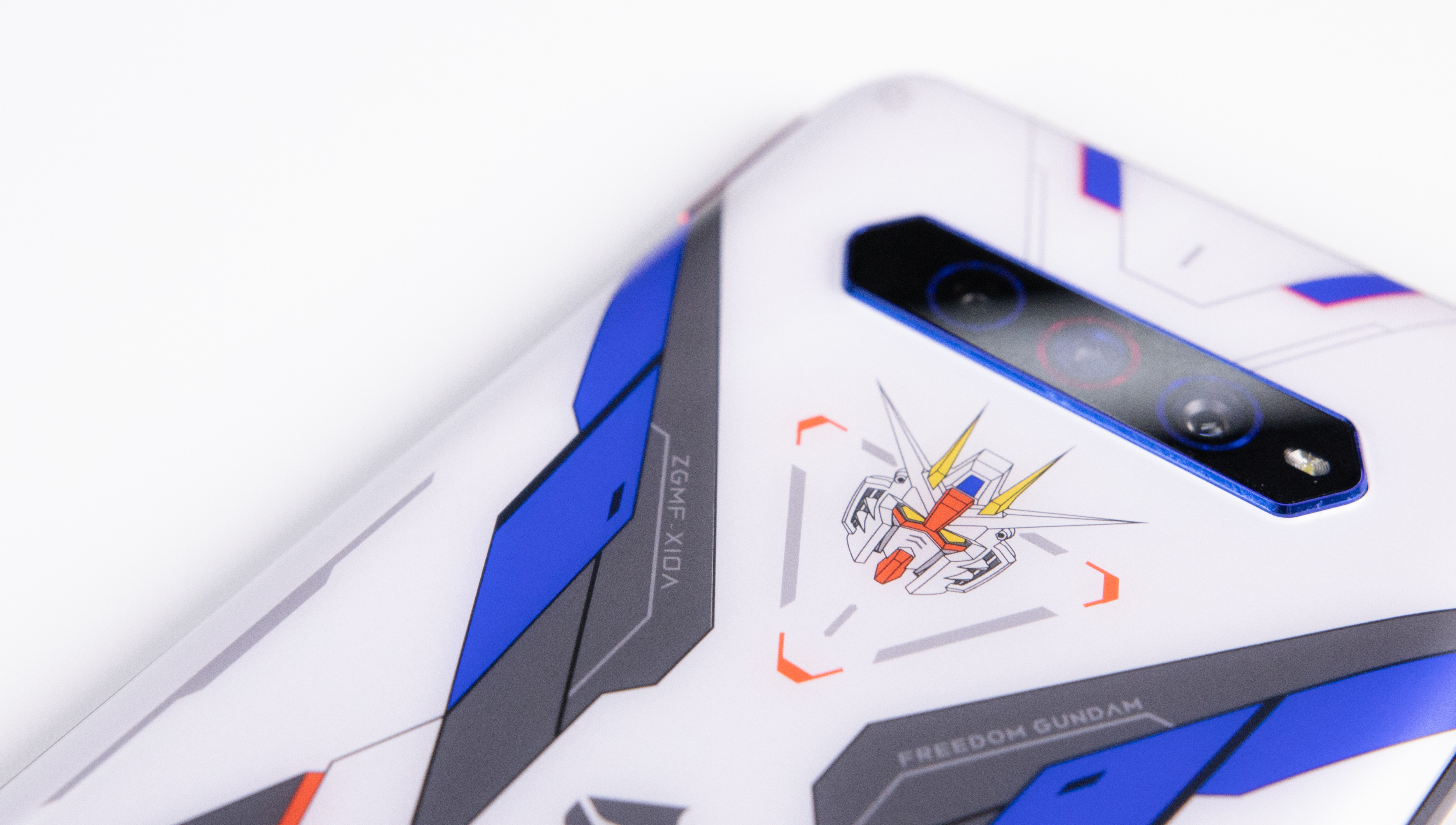 黑鲨4s高达限定版多少钱,黑鲨4spro高达限定版