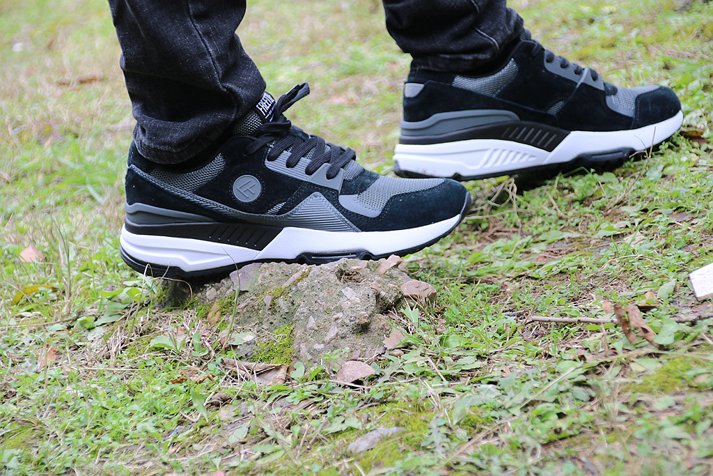 小米新百伦鞋子官方旗舰店直播,小米有品新款预售的板鞋