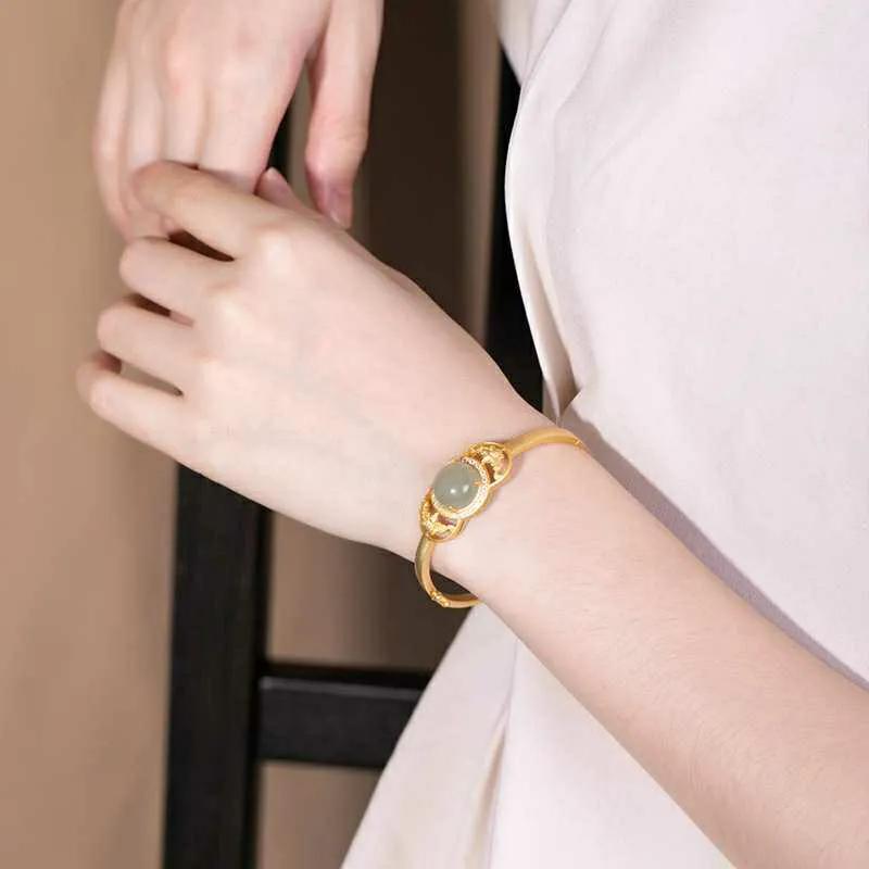 玉手镯断了是什么寓意,玉手镯没有断有裂痕代表什么