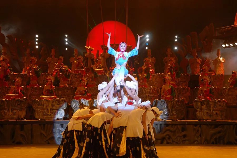 锦绣中华泼水节夜场泼水,锦绣中华泼水节泼水几点开始