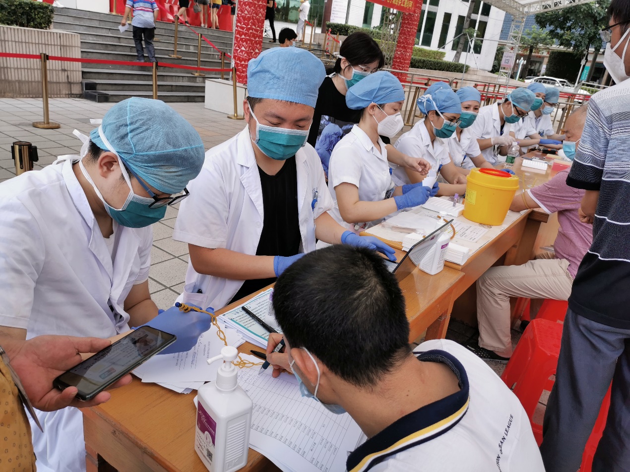 南方医院开展6.21父亲节-男性健康及前列腺癌早期筛查公益活动