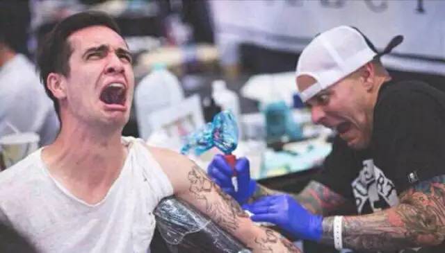 纹身到底是个什么感觉,纹身具体是什么感觉