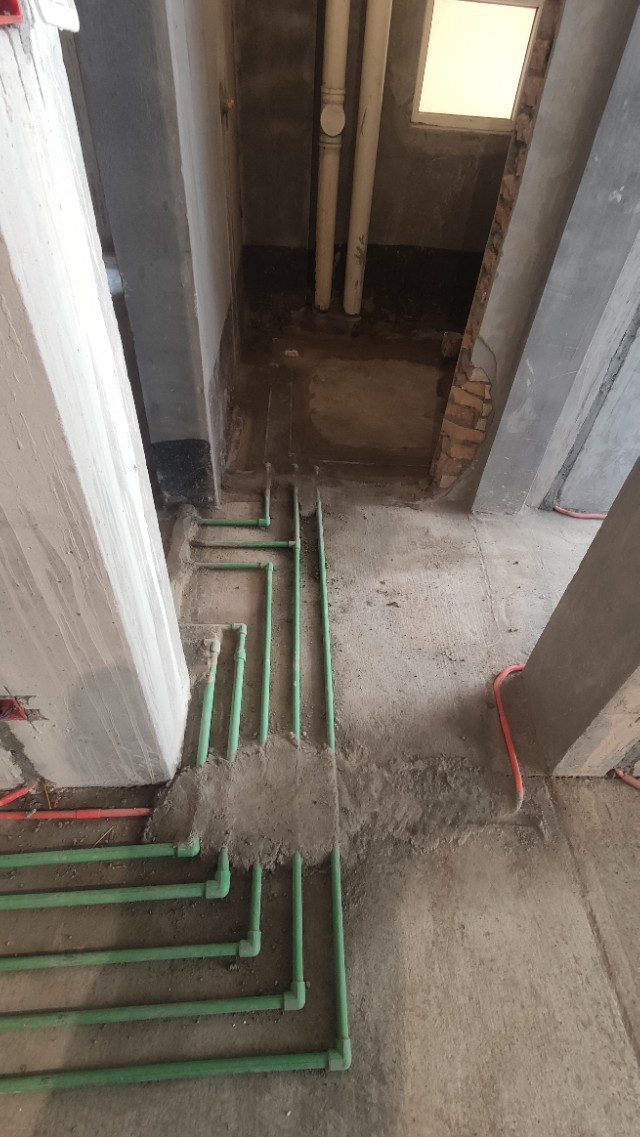 水电横平竖直的优点和缺点,水电安装有必要横平竖直吗