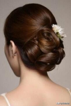 优雅韩式盘发视频,韩式盘发优雅端庄大气主持人