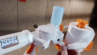 日本民众囤厕纸,日本人用的手枪玩具