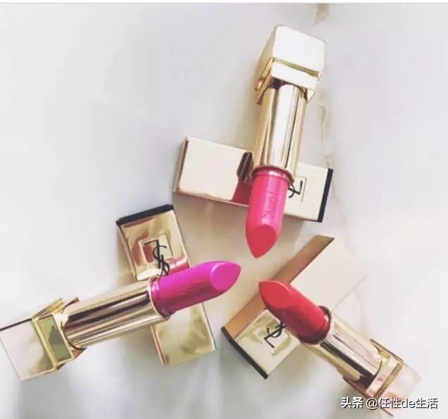 刘雯红唇造型,刘雯最新口红色号