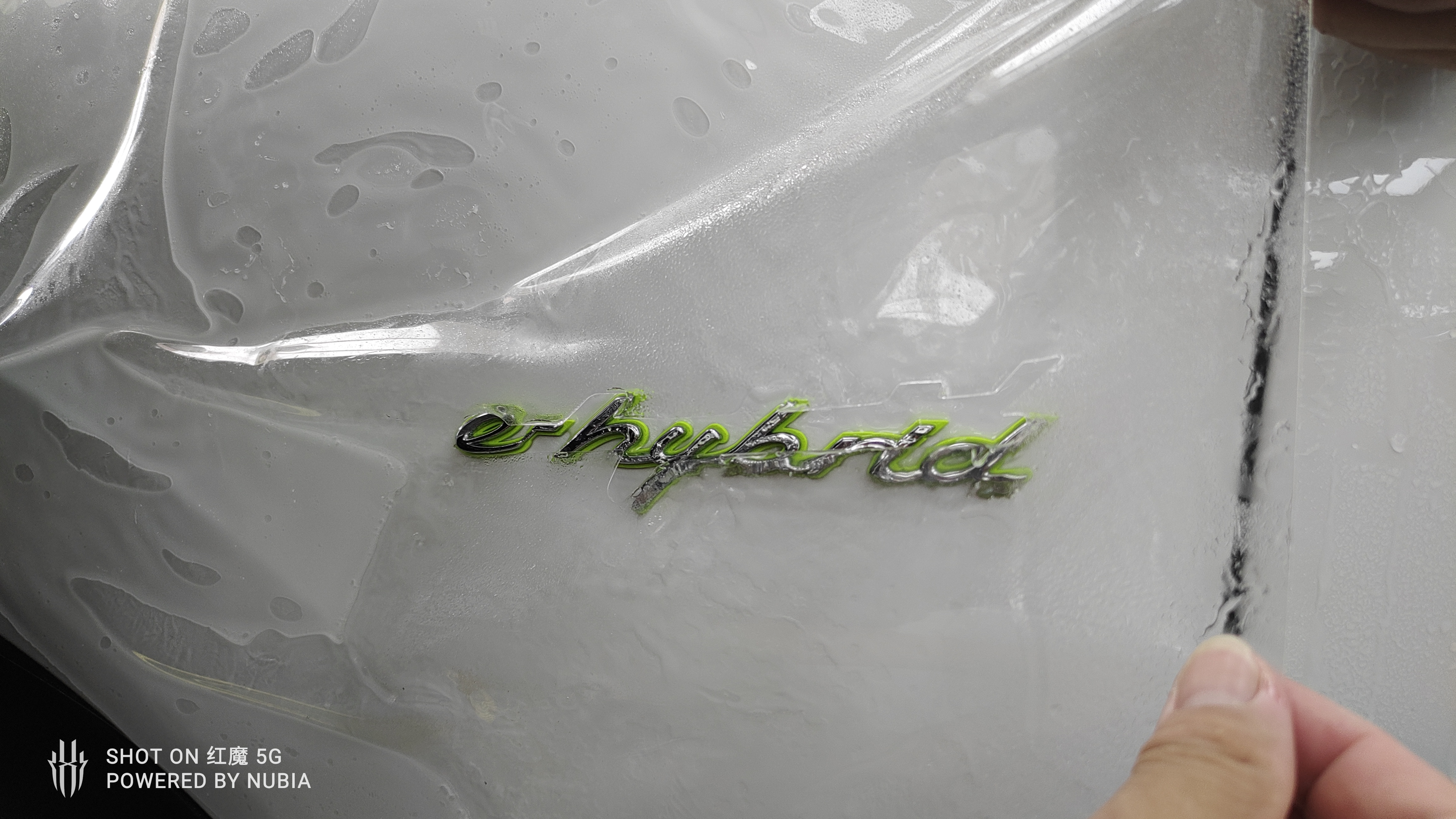 最新款卡宴混动,卡宴混动最新款是哪款