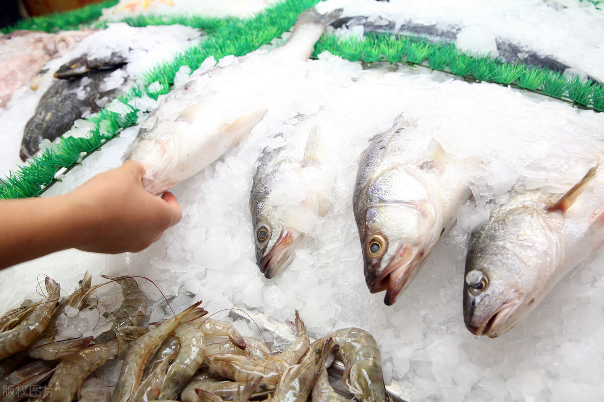 这种是人工*麻疹荨**，治疗人工*麻疹荨**记住这3点