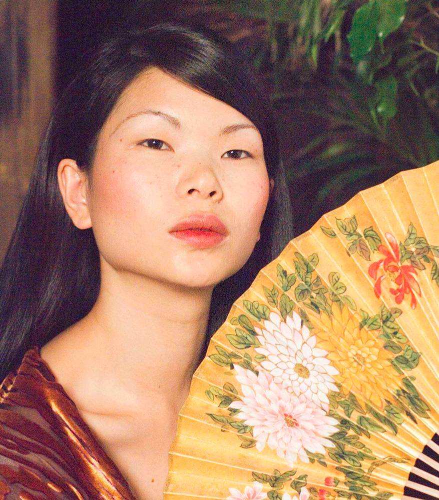 吕燕这么丑为何会成为超模,名模吕燕的长相