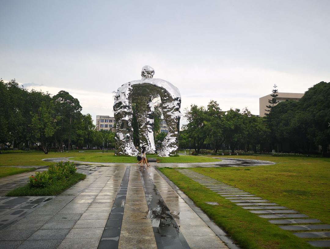 广西大学变化历史,广西大学文科毕业的你后来咋样了