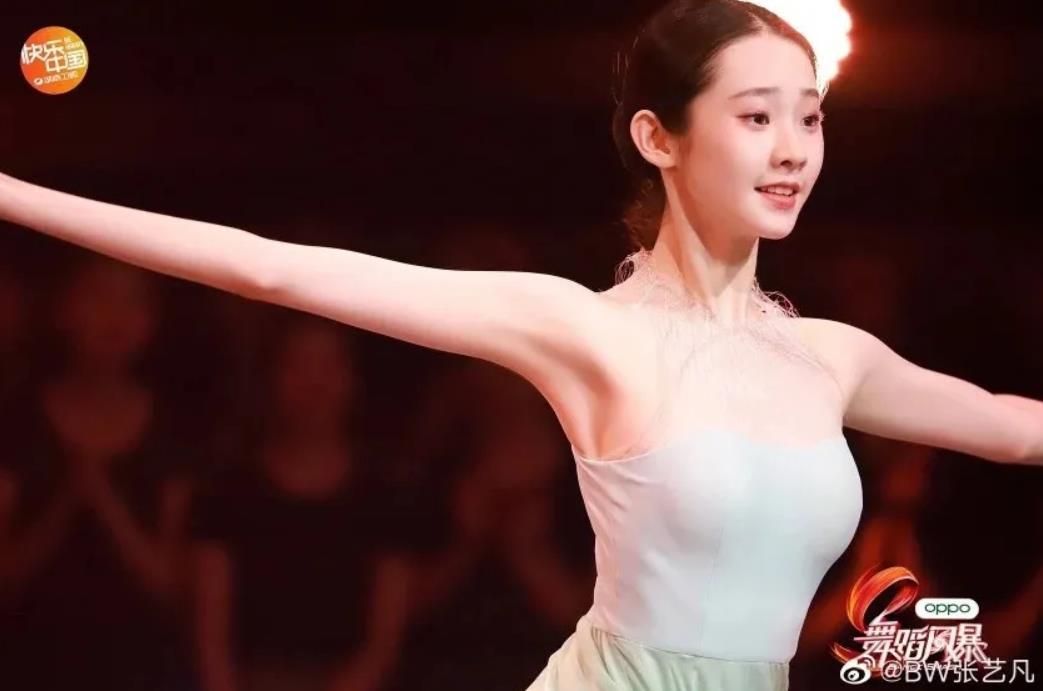 如何纠正体态问题避免越练越丑,一招改善不良体态