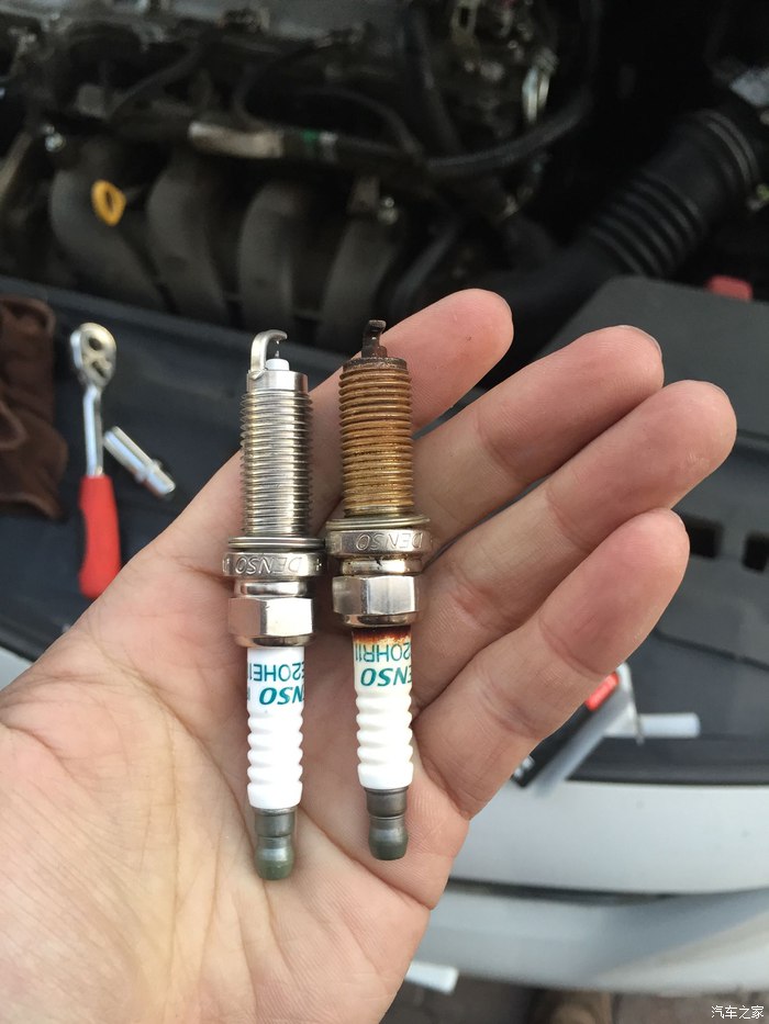 开了十二年的丰田卡罗拉,最新12款丰田卡罗拉1.8收车实录