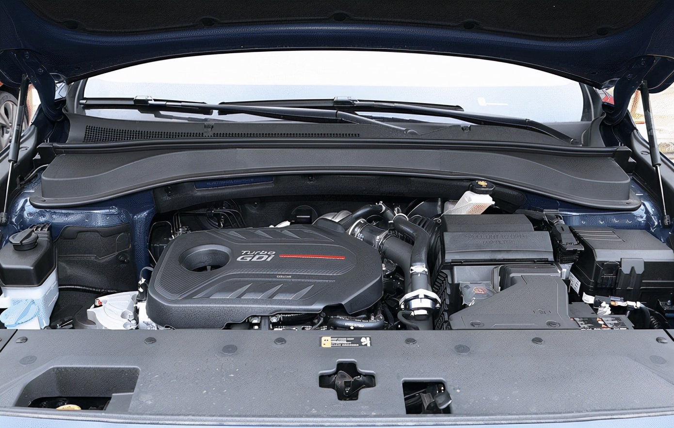 2.0t全新胜达,2.0t发动机8at变速箱轿车