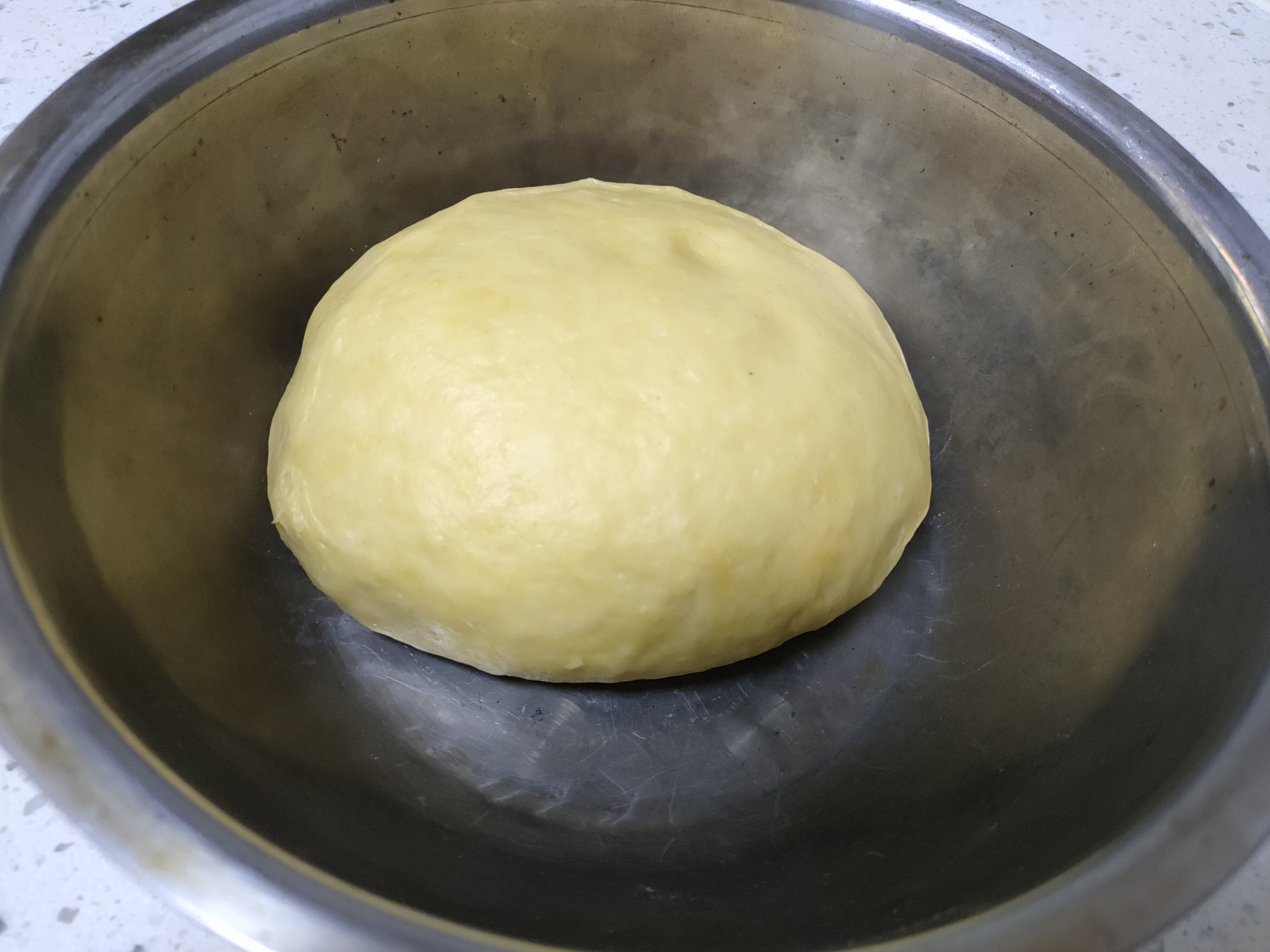 炸麻花加了泡打粉是脆的还酥的,家庭炸麻花不用酵母粉不用泡打粉