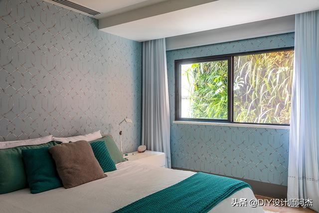 闺蜜狠砸300万买套200平别墅，露台直通客厅砌浴缸，看完不想走了