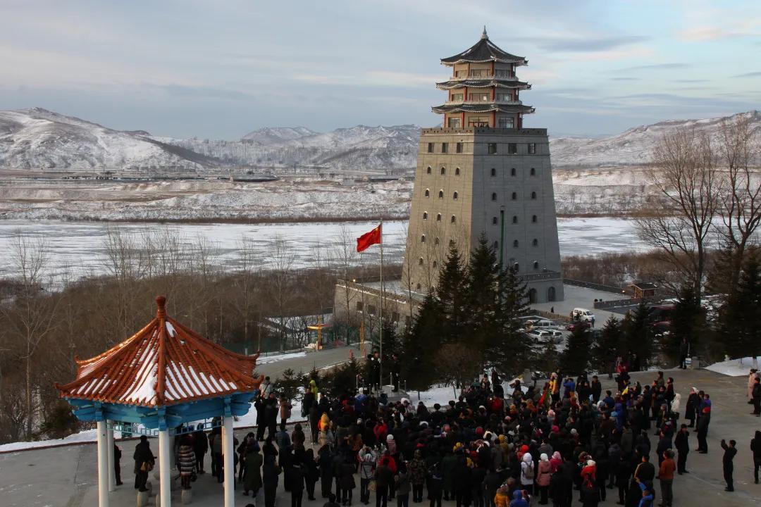 珲春龙虎石刻传说,珲春龙虎石刻