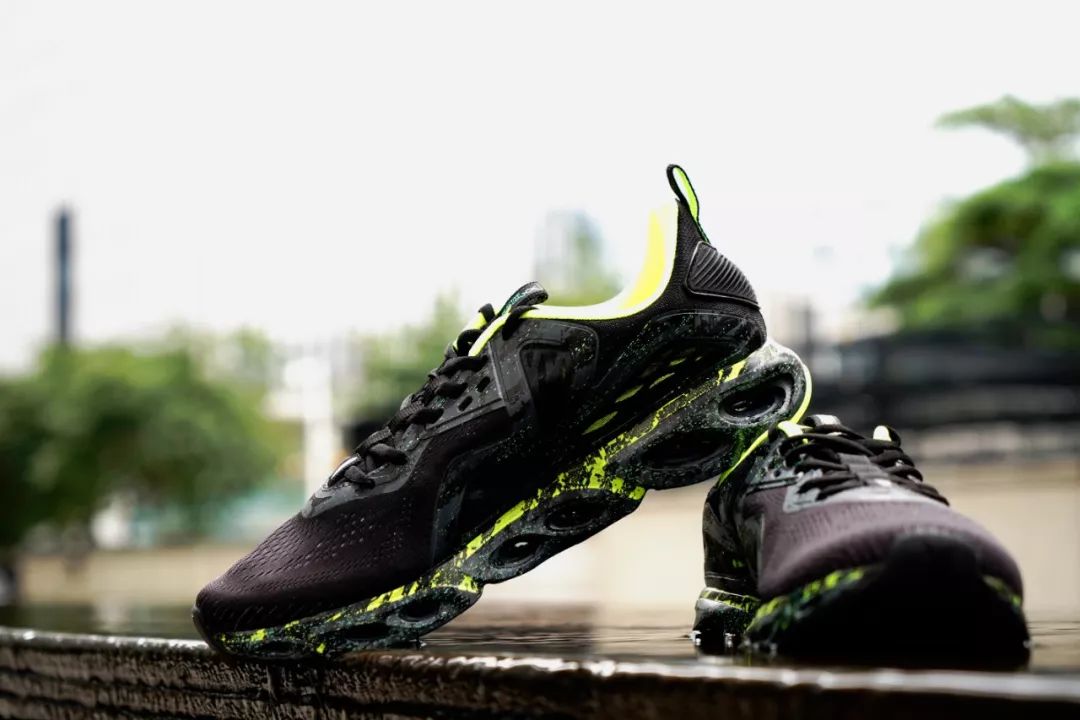 特步缓震旋9.0脚感,最快的缓震跑鞋特步