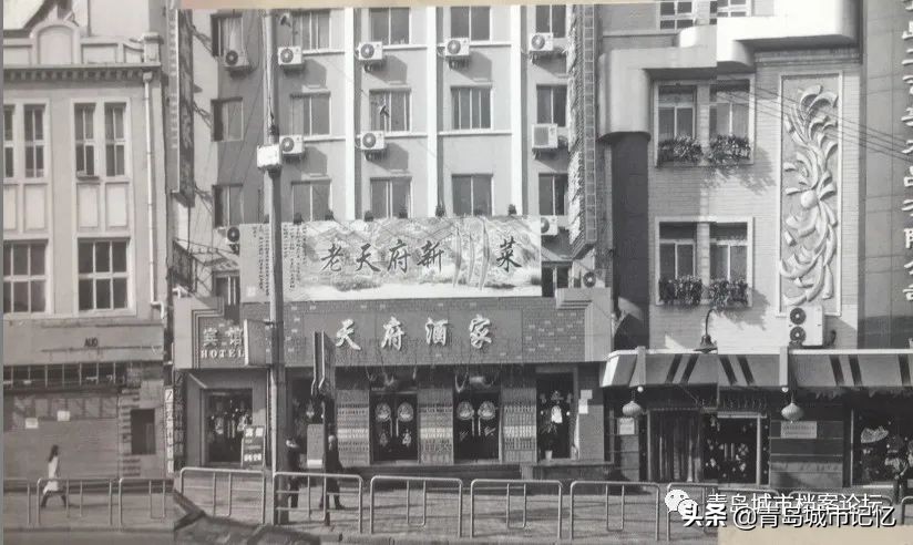 找寻老街里的老字号，珍贵旧影中的城市记忆