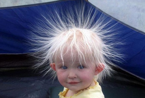 头发静电小窍门,头发静电家庭小妙招