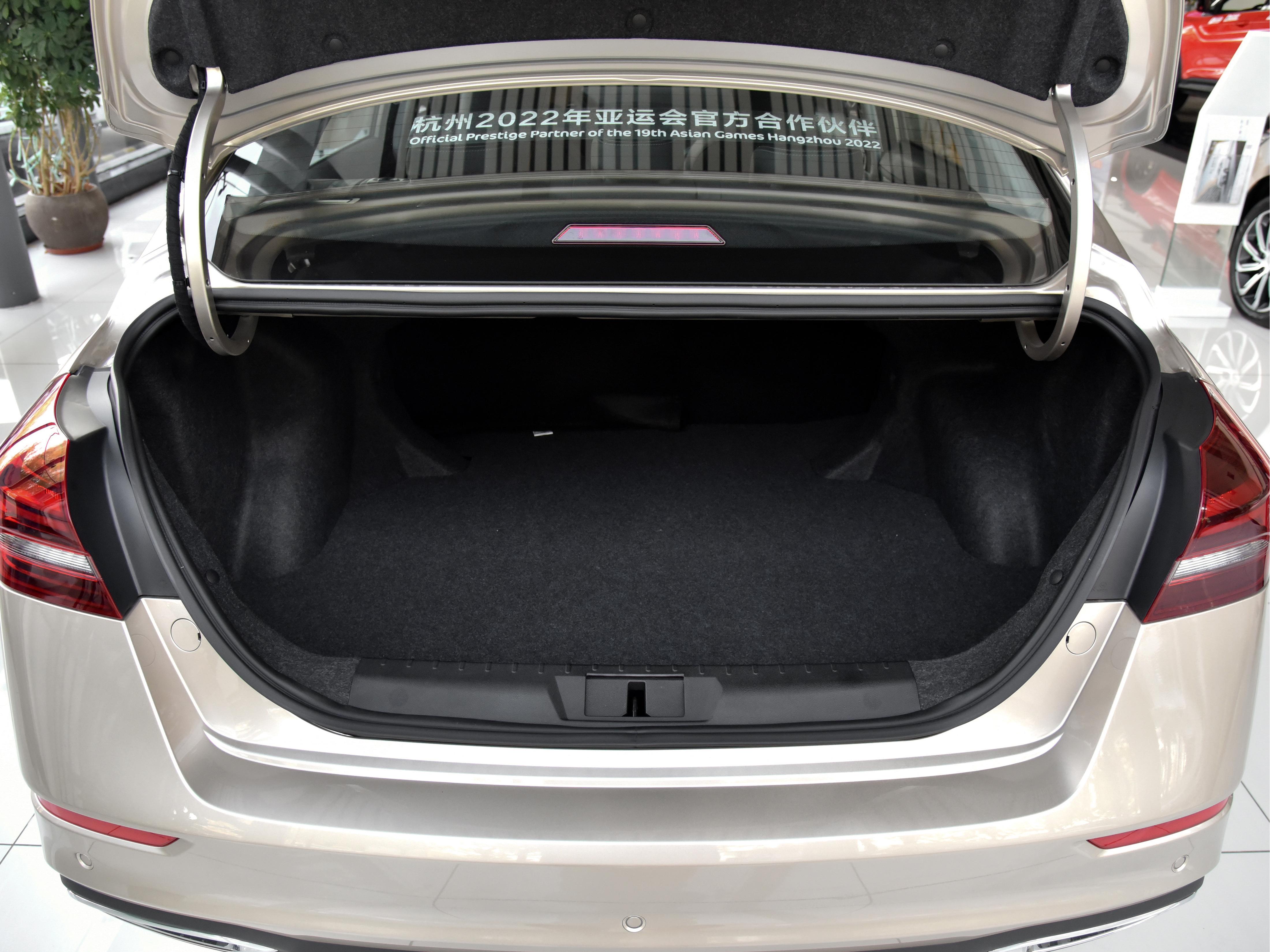 便宜的家用自动挡轿车,高销量的实惠家轿几万元