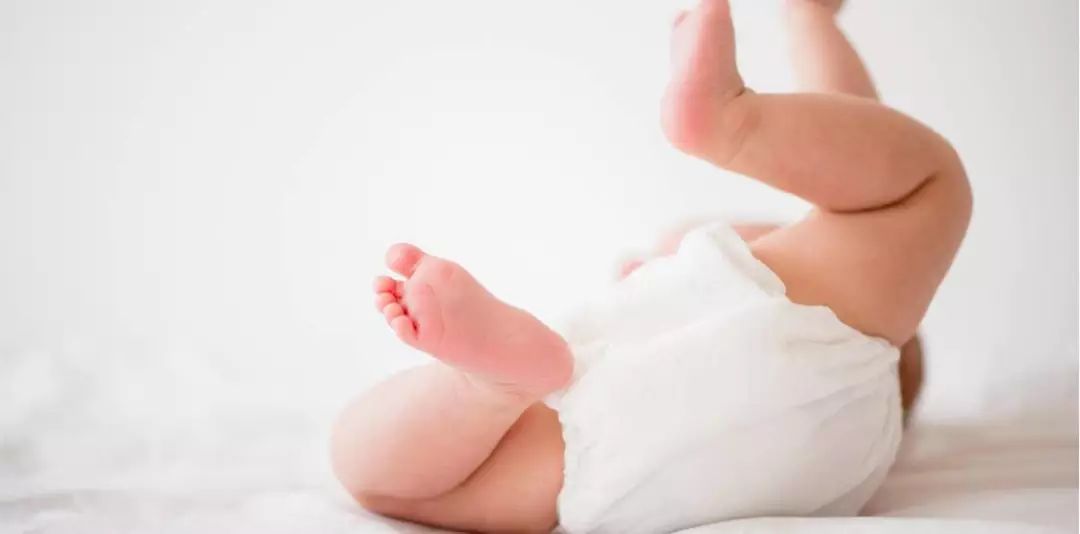 宝宝红屁屁新手爸妈如何护理,宝宝爱红屁屁