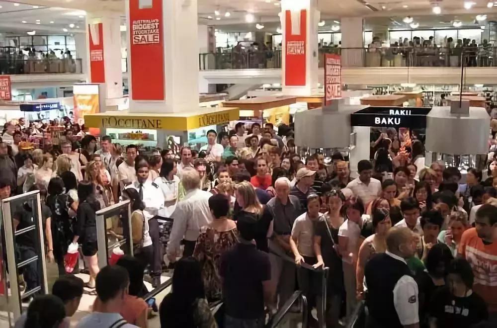 恐怖程度堪比春运,疯狂剁手不输双11:澳洲的BoxingDay嗨爆了!