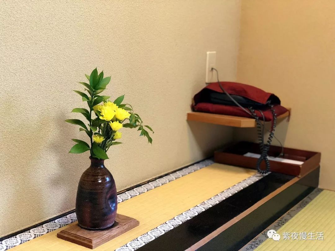 未见富士,幸运依在-秀峰阁湖月