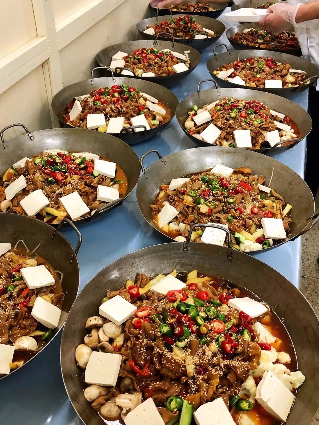 华为食堂爆红网络看得我泪流满面,华为食堂的真实视频