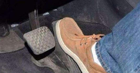 新手开车上路学会这几点就不怕了,老司机才会的开车技巧