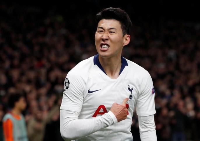 c罗韩国行为引发韩球迷强烈不满,孙兴慜怎么看待c罗韩国行