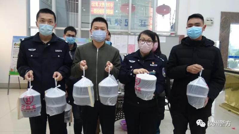 钦州抗击疫情我们一起努力,钦州防疫不惧风雨